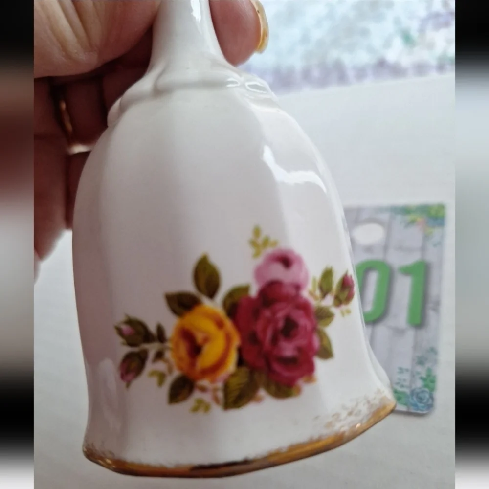 Floral Grandmother Bell
